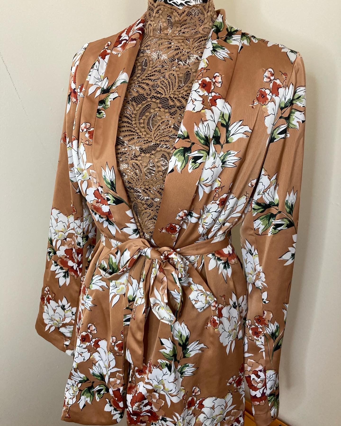 Nude Robe