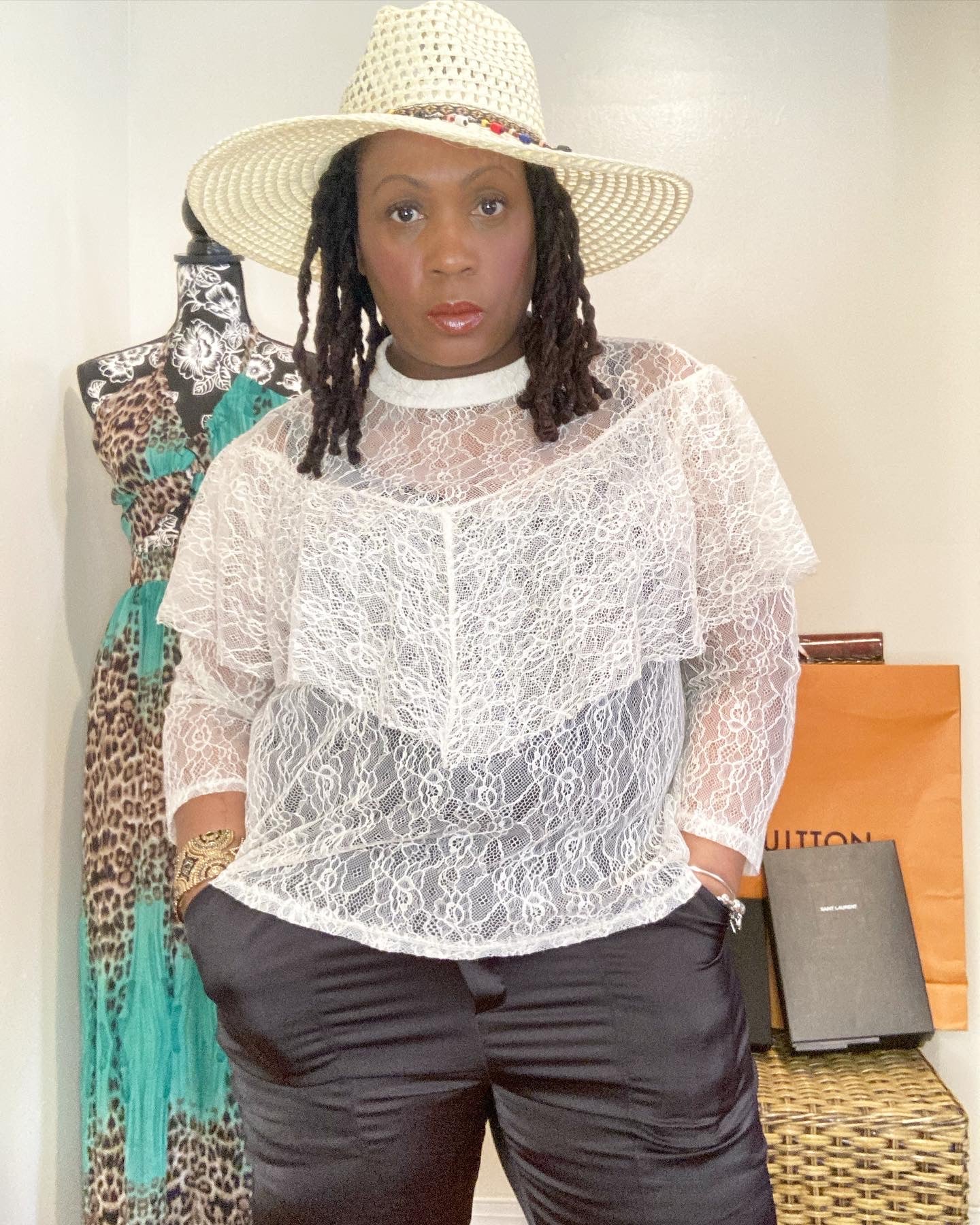 Vintage Blue Rose, size medium