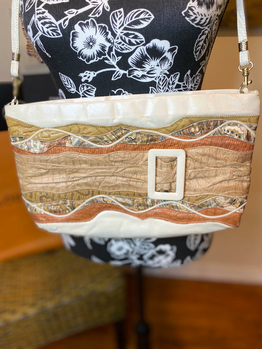 Textured Leather Purse.